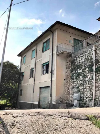 Villa a Pontecorvo