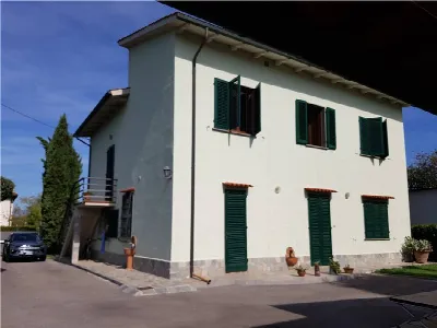 Villa in vendita a Prato - foto 1