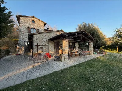 Villa in vendita a Gualdo Cattaneo - foto 2