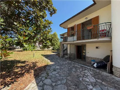 Casa Indipendente a Gualdo Cattaneo