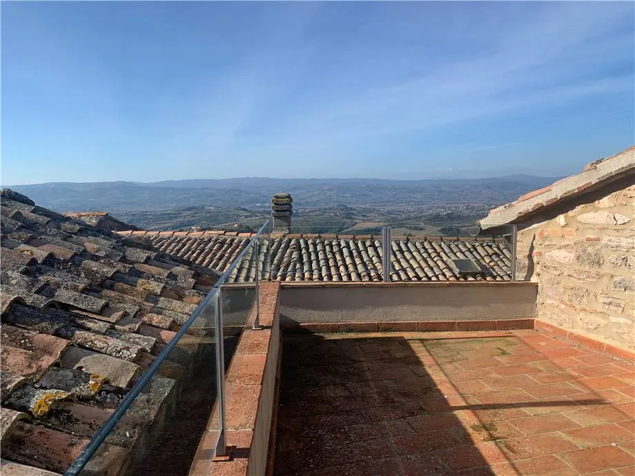 Palazzo/Stabile in vendita a Gualdo Cattaneo - foto 3