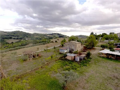 Rustico/Casale in vendita a Collazzone - foto 2