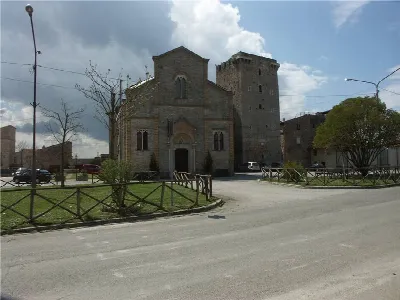 Palazzo/Stabile in vendita a Gualdo Cattan... - foto 4