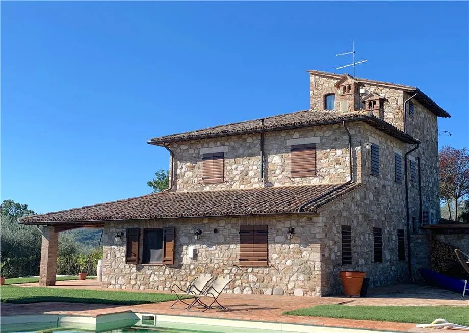 Rustico/Casale in vendita a Todi - foto 2