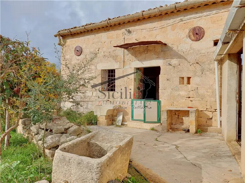 Rustico/Casale in vendita a Scicli - foto 1