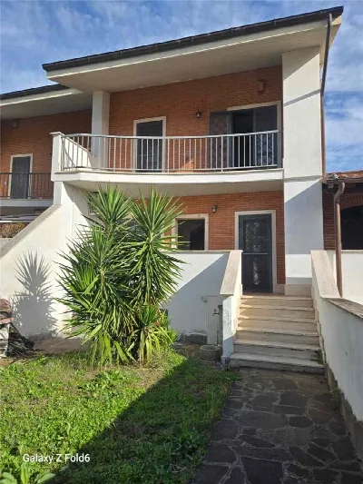 Villa in vendita a Roma, Axa, Casal Palocc... - foto 1
