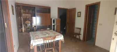 Palazzo/Stabile in vendita a Sannicandro G... - foto 3