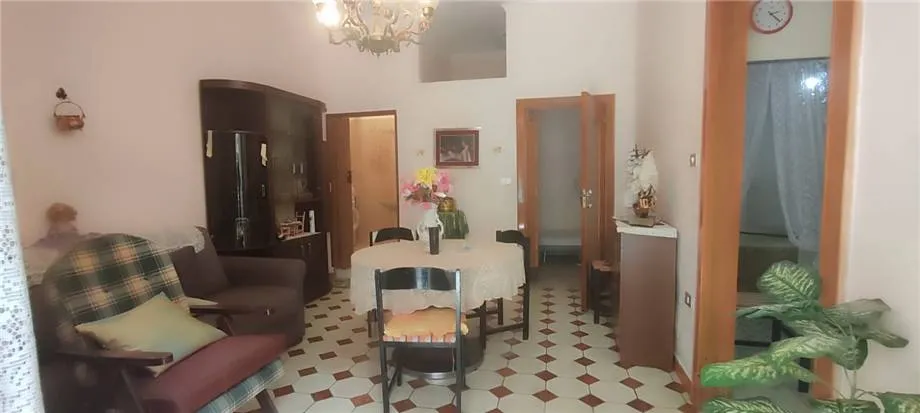 Palazzo/Stabile in vendita a Sannicandro Garganico - foto 2
