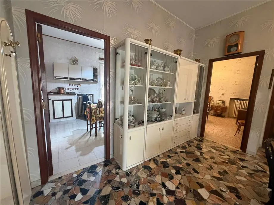 Palazzo/Stabile in vendita a Sannicandro Garganico - foto 4