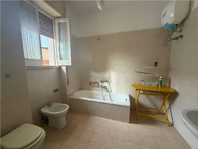 Palazzo/Stabile in vendita a Sannicandro G... - foto 7