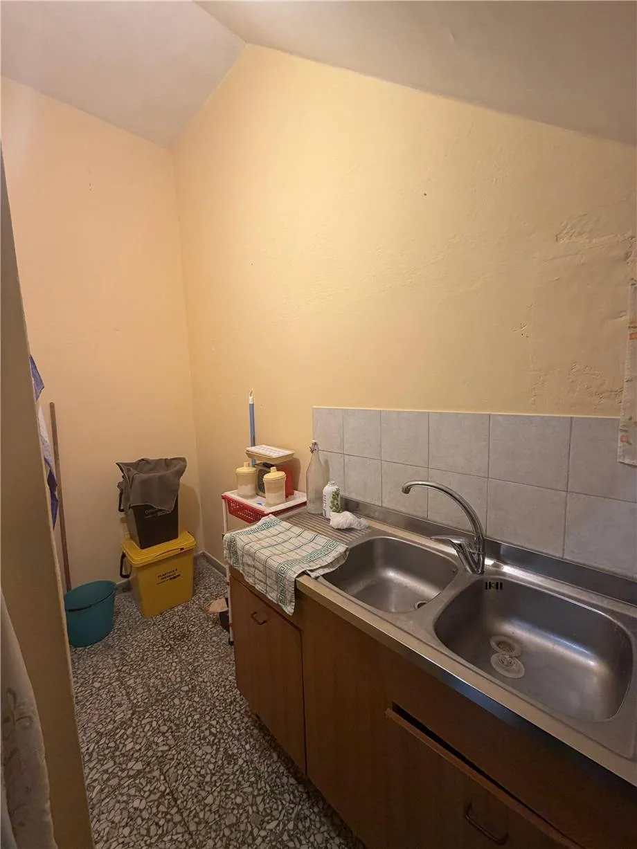 Palazzo/Stabile in vendita a Sannicandro Garganico - foto 3