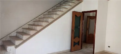 Palazzo/Stabile in vendita a Sannicandro G... - foto 2