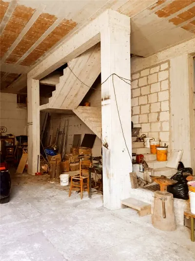 Palazzo/Stabile in vendita a Sannicandro G... - foto 2