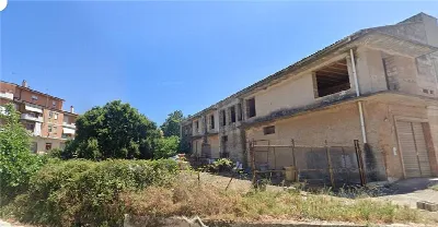 Palazzo/Stabile in vendita a Sannicandro G... - foto 2