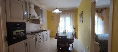 Palazzo/Stabile in vendita a Sannicandro G... - foto 2