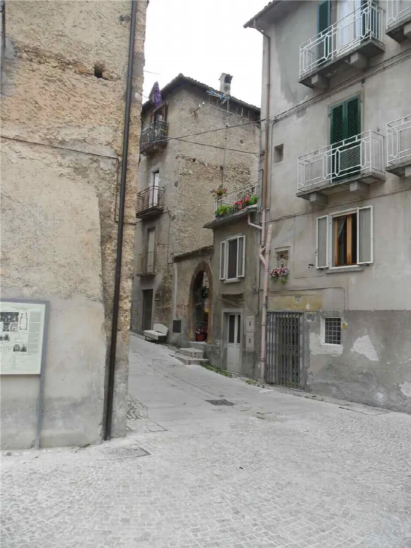 Villa in vendita a Scanno - foto 1