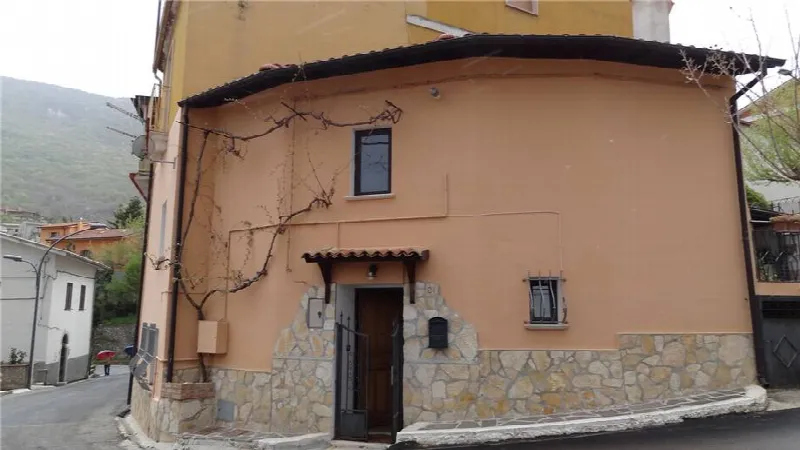 Villa in vendita a Prezza - foto 1
