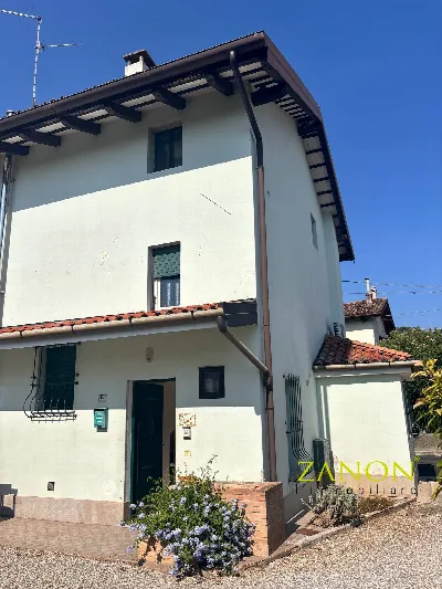 Casa Indipendente in vendita a Cormons - foto 1