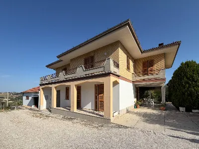Villa in vendita a Montottone - foto 2