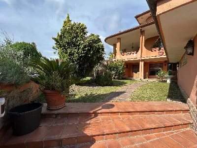 Casa Indipendente in vendita a Aprilia - foto 9