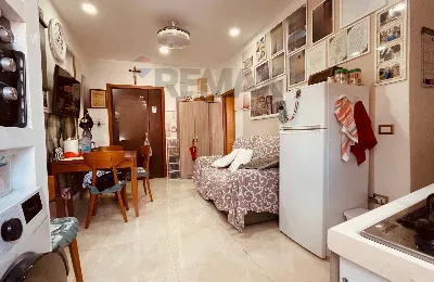 Appartamento in vendita a Napoli, San carl... - foto 2