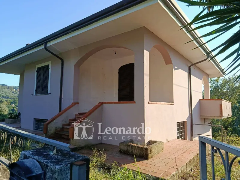 Villa in vendita a Camaiore - foto 1