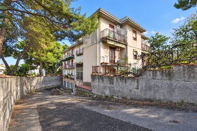 Appartamento in vendita a Gravina di Catan... - foto 1