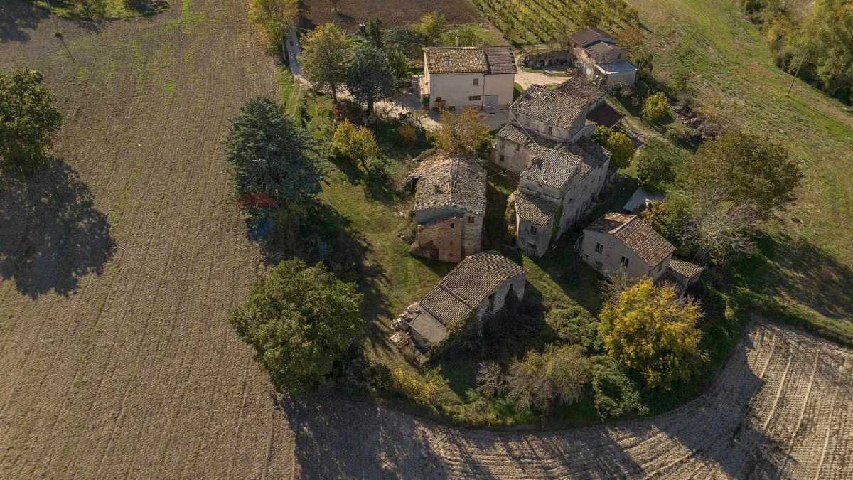 Rustico/Casale in vendita a Serra San Quirico - foto 4