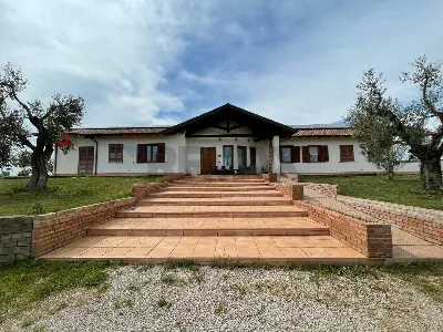 Villa in vendita a Latina, Latina scalo, b... - foto 1