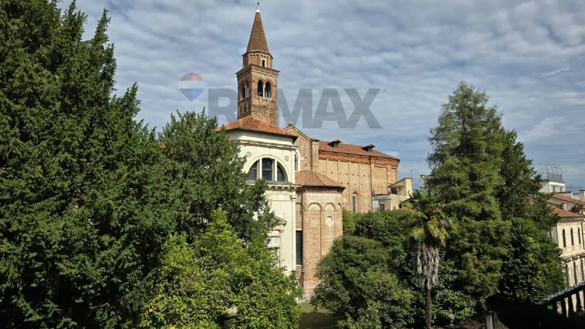 Appartamento in vendita a Vicenza, Centro - foto 2