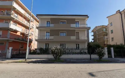 Appartamento in vendita a Verona, Santa Lu... - foto 4
