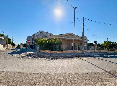 Villa in vendita a San Pietro in Lama - foto 1