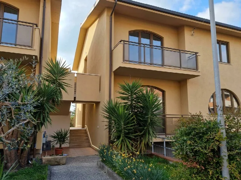 Appartamento in vendita a Collesalvetti - foto 1