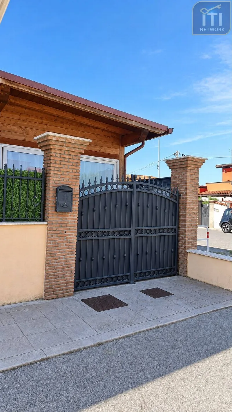 Villa in vendita a Roma, Lido Di Ostia, Ostia Antica, Castel Fusano - foto 1