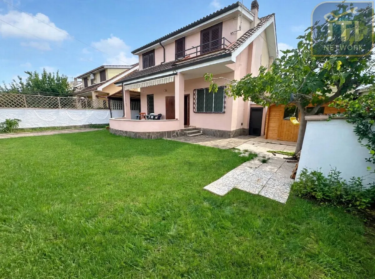 Casa Indipendente in vendita ad Ardea - foto 3