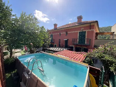 Villa a Albisola Superiore