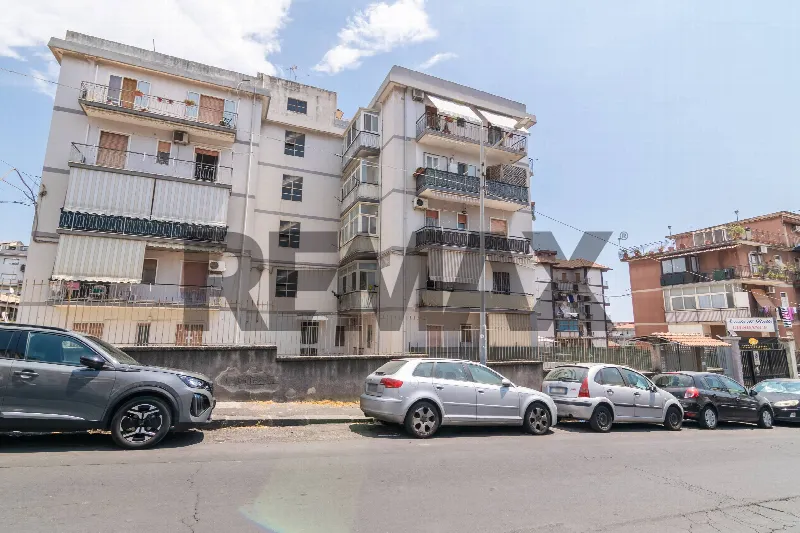 Appartamento in vendita a Catania, Rapisardi, Ballo, Cibele - foto 1