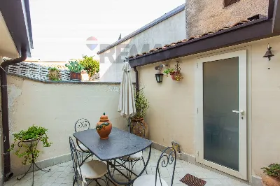 Casa Indipendente in vendita a Aci Bonacco... - foto 3