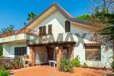 Villa in vendita a Tremestieri Etneo - foto 1