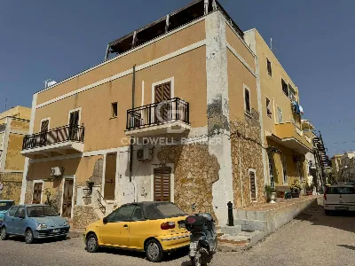 Appartamento in vendita a Lampedusa e Lino... - foto 1