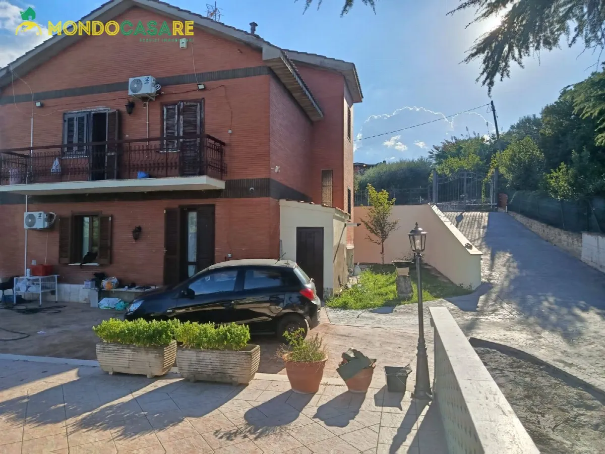 Villa in vendita a Fonte Nuova - foto 4