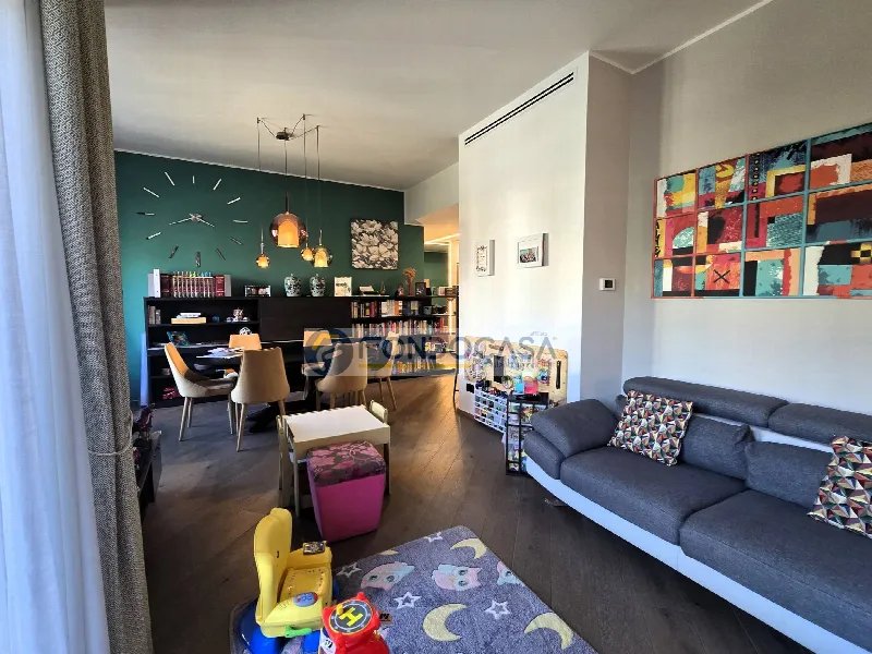 Appartamento in vendita a Pavia, Centro - foto 1