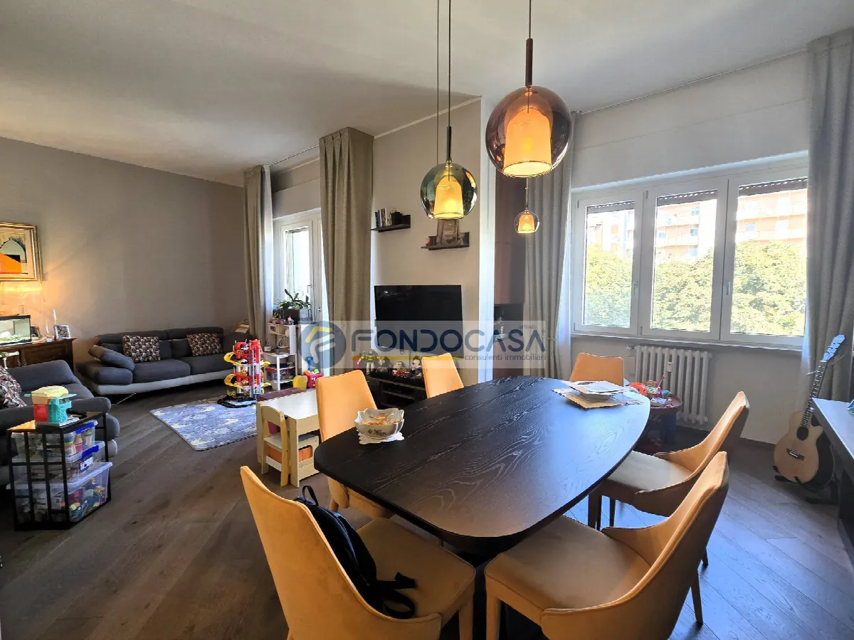 Appartamento in vendita a Pavia, Centro - foto 2