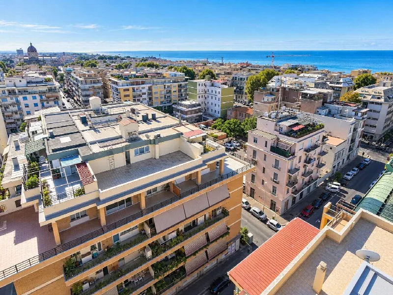 Appartamento in vendita a Roma, Lido Di Ostia, Ostia Antica, Castel Fusano - foto 1