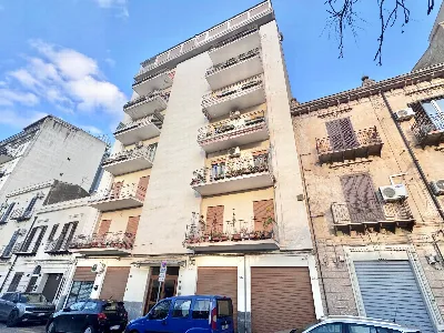 Appartamento in vendita a Palermo, Calataf... - foto 1