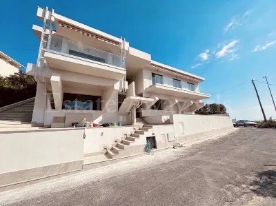 Villa in vendita a Vallecrosia - foto 2