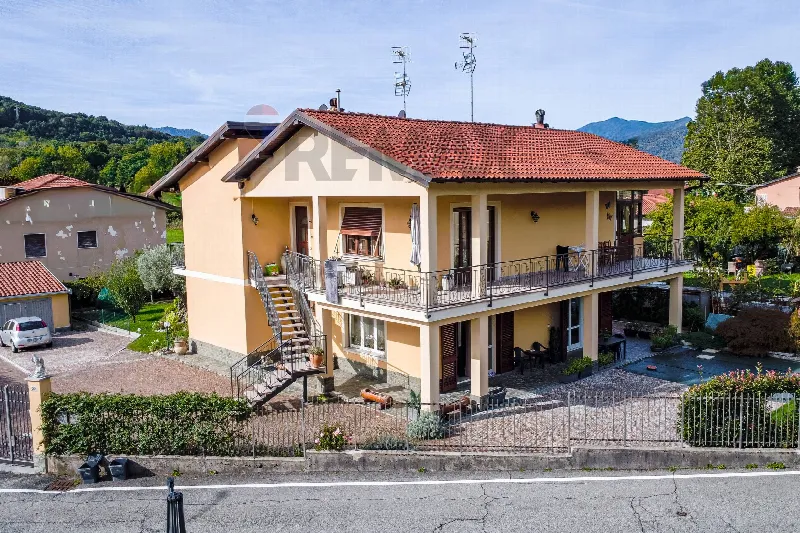 Appartamento in vendita a Cunardo - foto 1