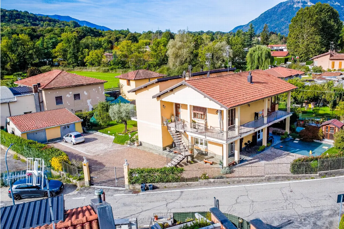 Appartamento in vendita a Cunardo - foto 2