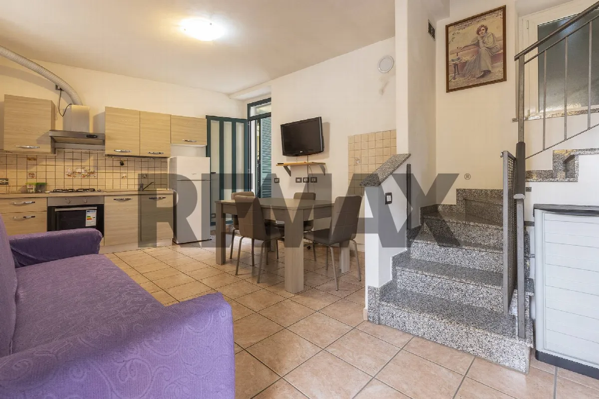 Casa Indipendente in vendita a Bisuschio - foto 5