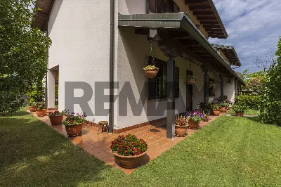 Casa Indipendente in vendita a Buguggiate - foto 4